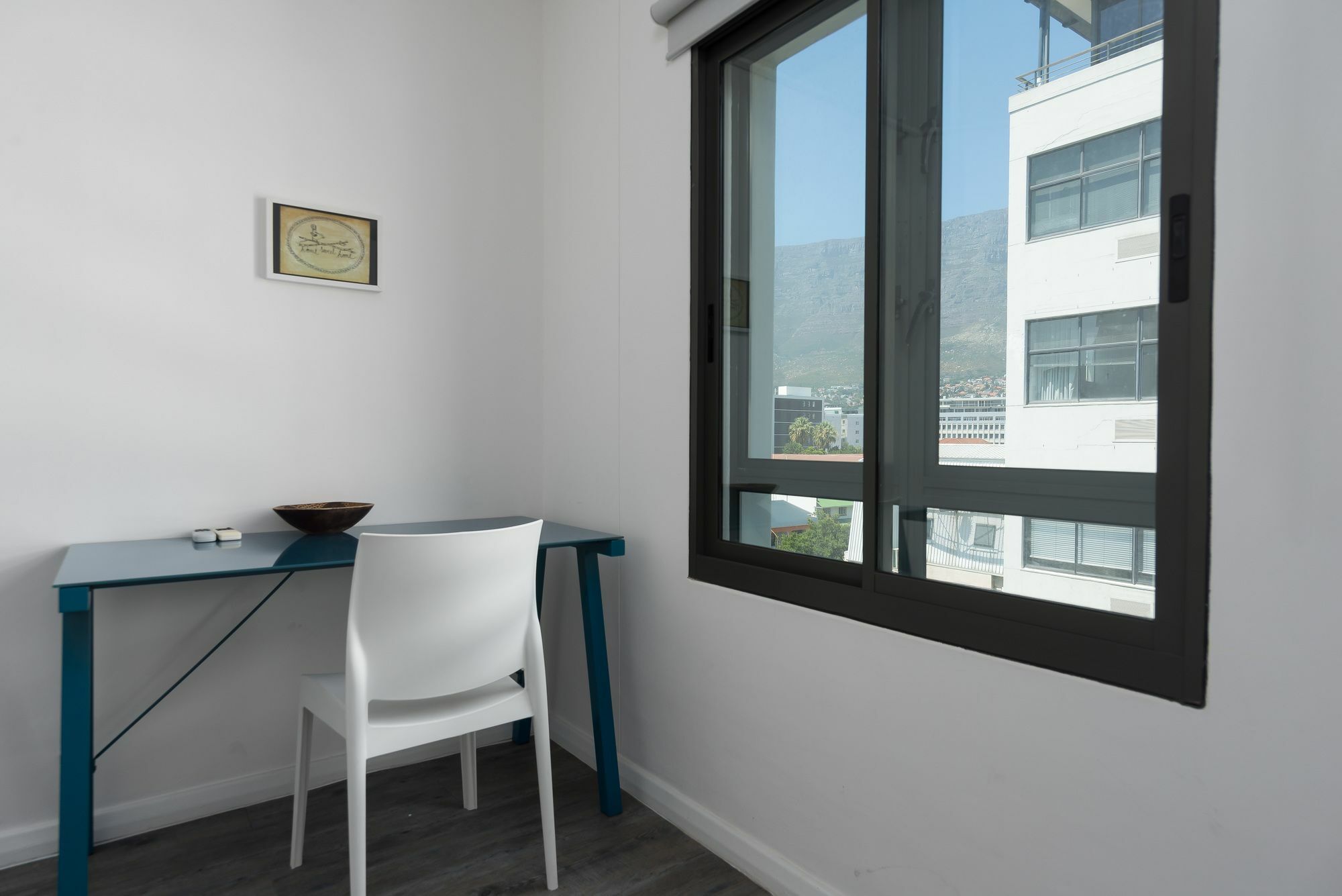 Flat Rock 707 Apartment *
